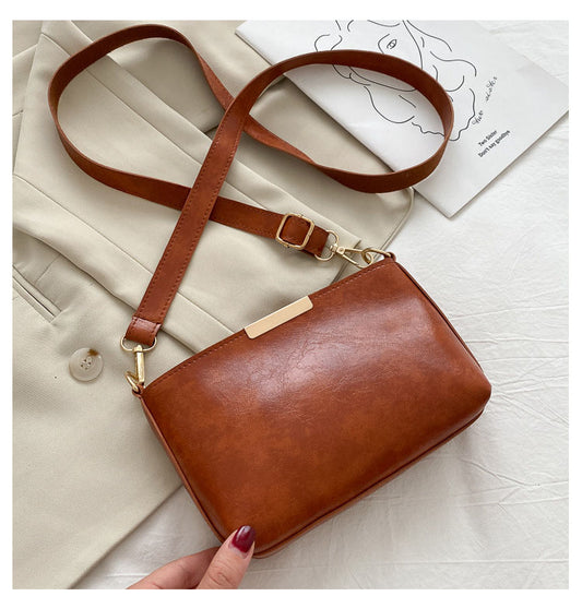 ZYB029 Sleek and Sophisticated: Shoulder Bag