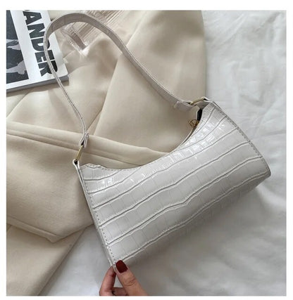 ZYB061 Chic and Minimalist: Croc-Embossed Shoulder Bag