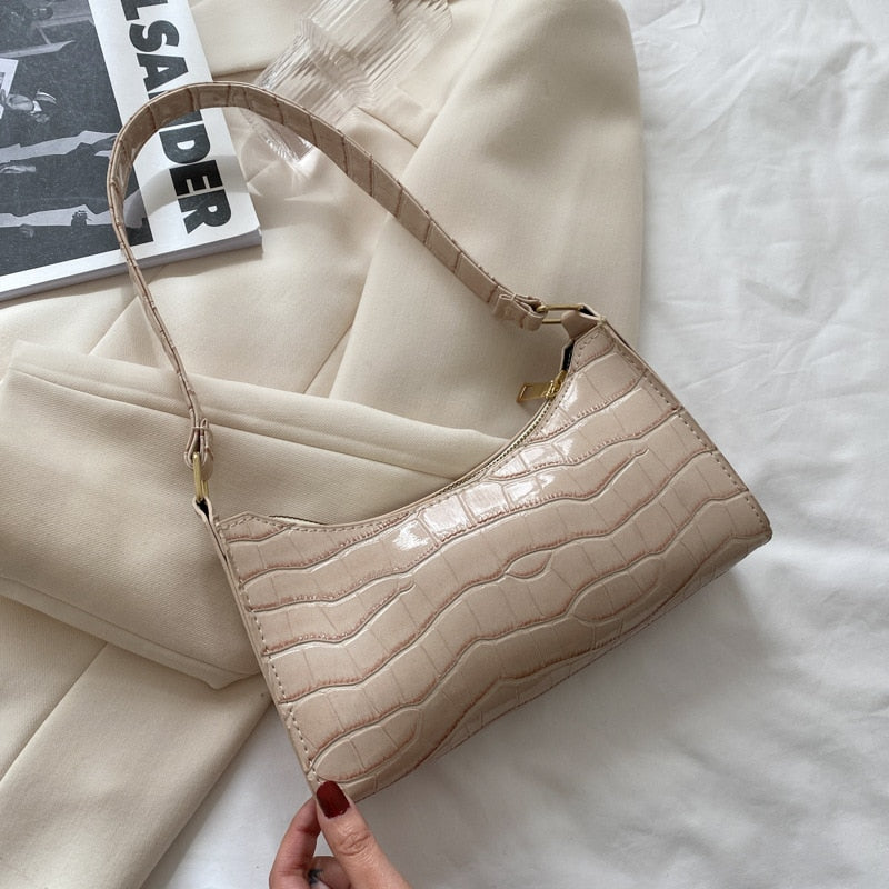 ZYB061 Chic and Minimalist: Croc-Embossed Shoulder Bag