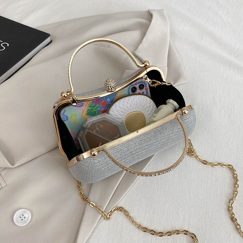 ZYB099 Sparkling Elegance: Rhinestone Clutch