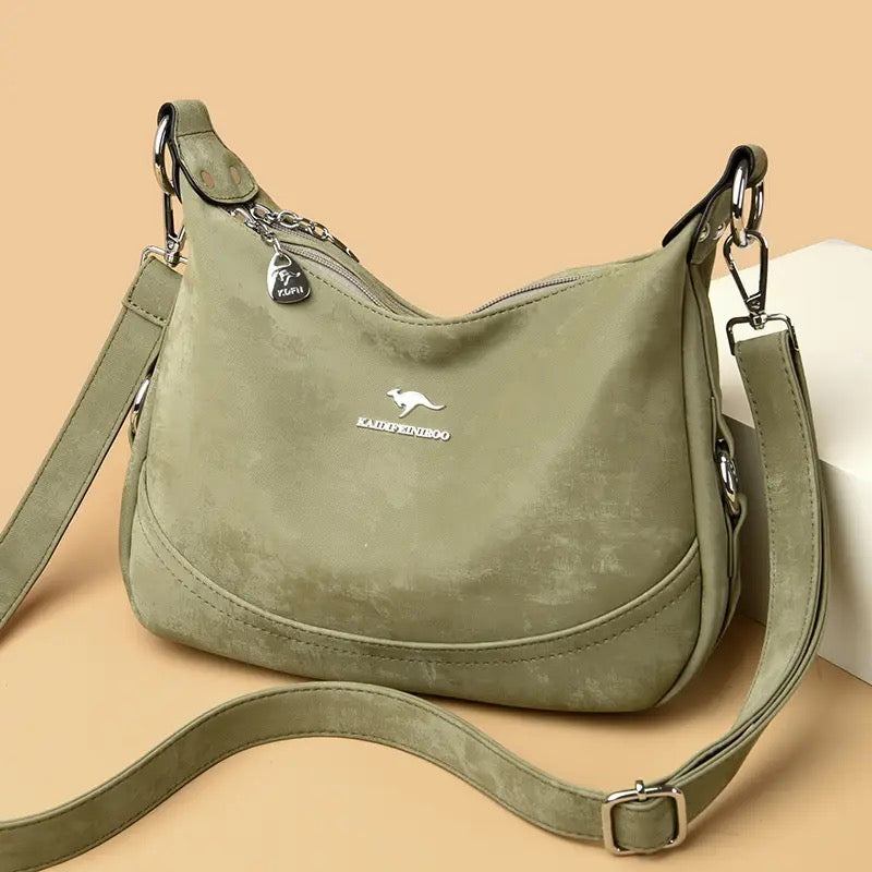 ZYB172 Versatile and Organized Shoulder Bag with a Casual Chic Vibe