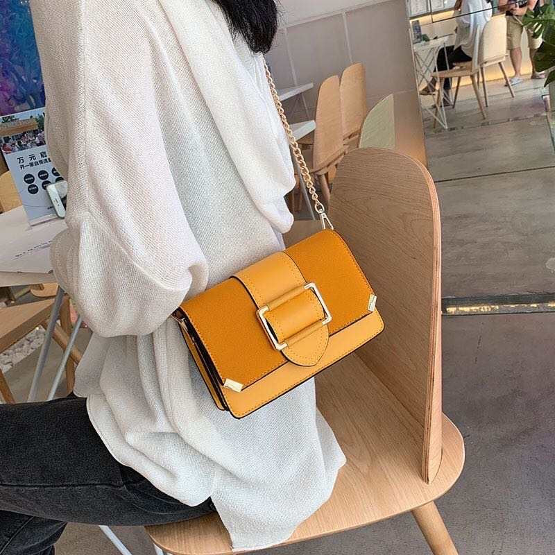 ZYB028 Vintage Chic Shoulder Bag