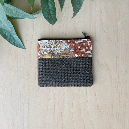 ZYB214 Pebbled Crescent Saddle Crossbody